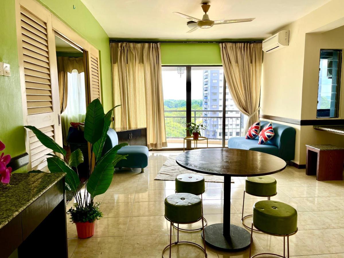 Dsavoy AFamosa Melaka Apartamento Exterior foto